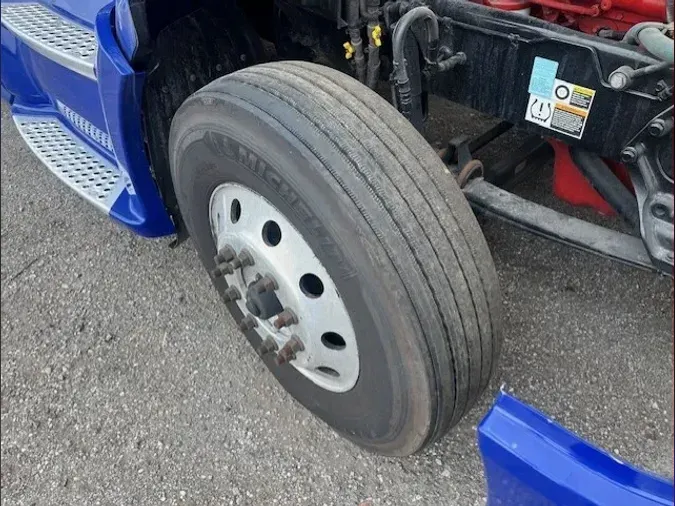 2022 Kenworth T680