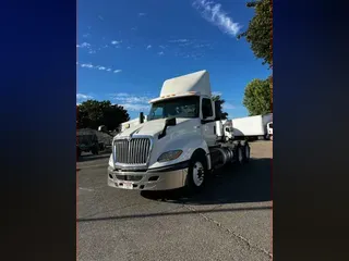 2019 NAVISTAR INTERNATIONAL LT625 DAYCAB T/A