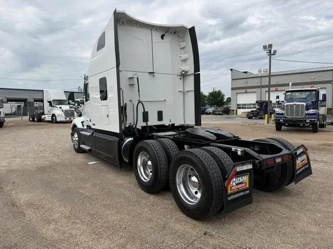 2022 Peterbilt 57939bff9e38aa8b71da754169f4d4586f1