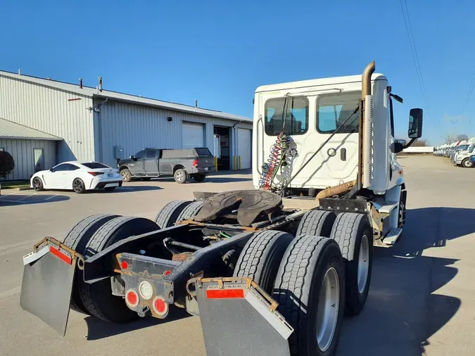 2019 FREIGHTLINER/MERCEDES CASCADIA 113