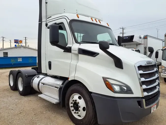 2019 FREIGHTLINER NEW CASCADIA 11639c4088216a22ef136eb5b2acec480c5