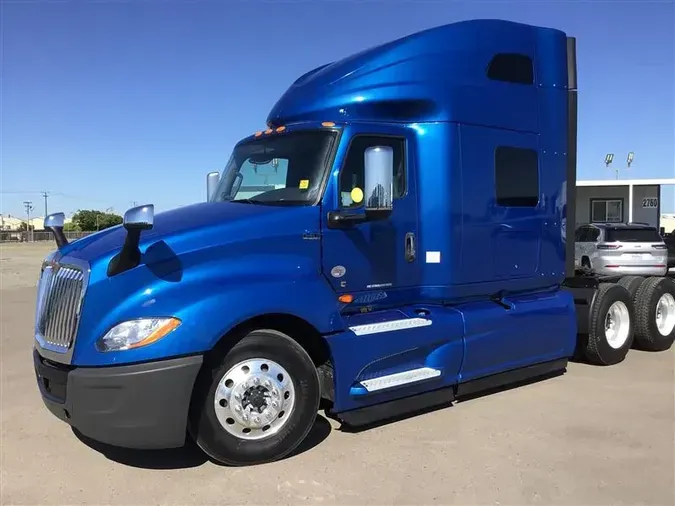 2020 INTERNATIONAL LT