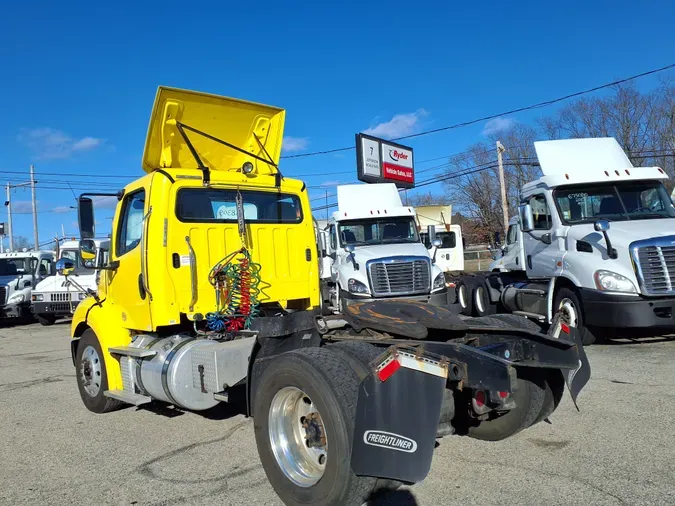 2019 FREIGHTLINER/MERCEDES M2-112