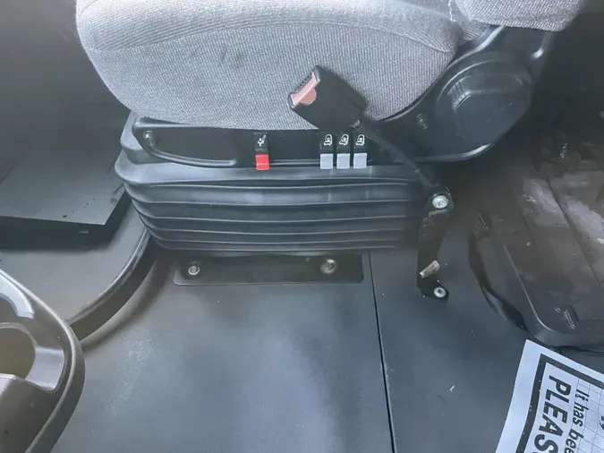 2022 International LT62539ce5f607faa474ac4ce5e5fea240e84