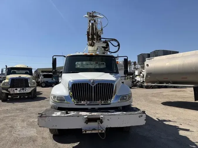 2012 TEREX COMMANDER 4047