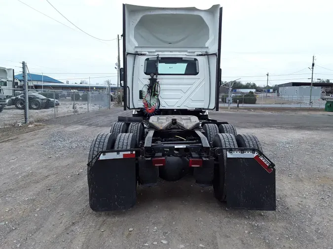 2020 NAVISTAR INTERNATIONAL LT625 DAYCAB T/A