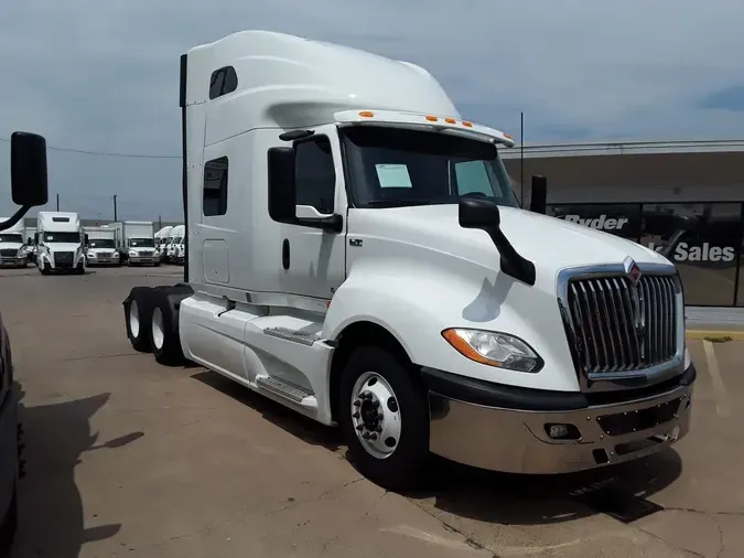 2020 NAVISTAR INTERNATIONAL LT625 SLPR CAB