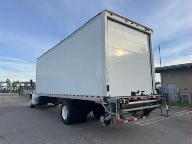 2019 Freightliner Business Class M2 106