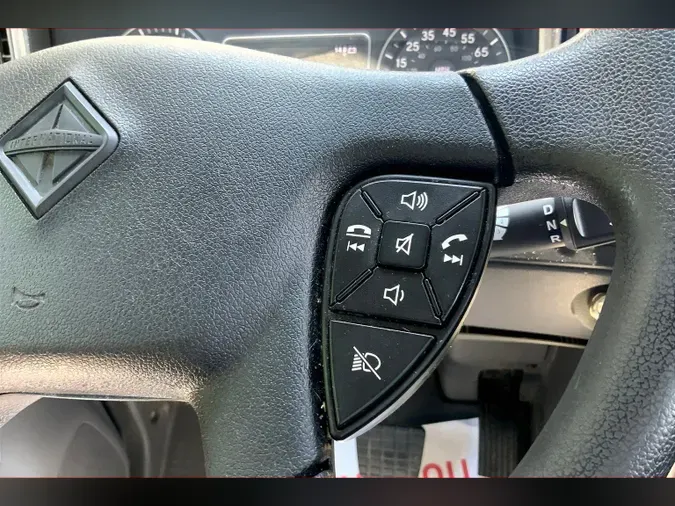 2022 INT LT625 6x4