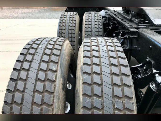 2021 INT LT625 6x4