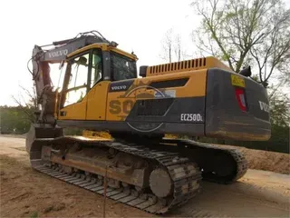 2013 VOLVO EC250DL