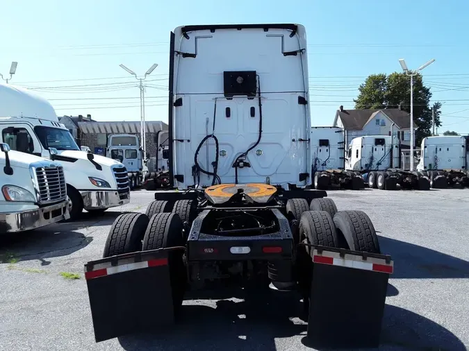 2018 FREIGHTLINER CASCADIA39de31ef76fc71dee89e815119ca2ae5