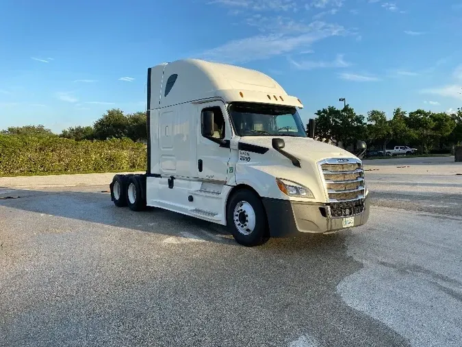 2018 Freightliner T12664ST39e717db2f3d8ead976dff67625c045a