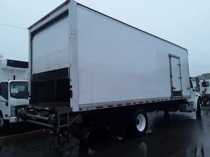 2018 FREIGHTLINER M2 106
