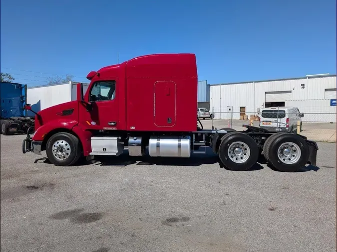 2022 Peterbilt 579