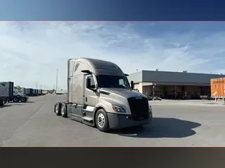 2025 Freightliner Cascadia 126
