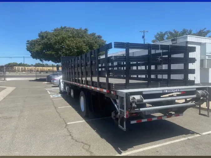 2019 FREIGHTLINER/MERCEDES M2 106