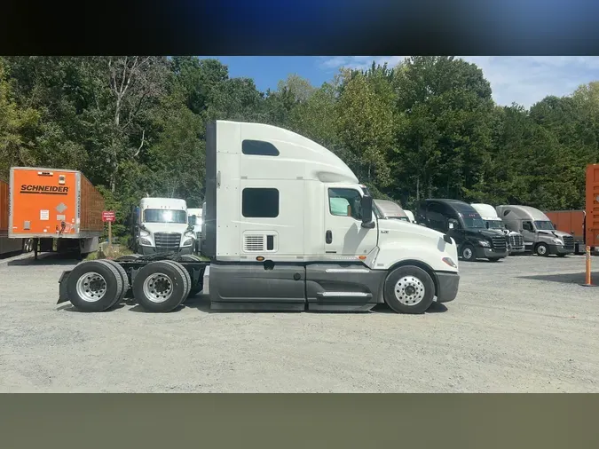 2022 International LT39f402a822af3459bee50e7b5dd8426a