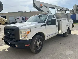 2011 VERSALIFT TEL29NE