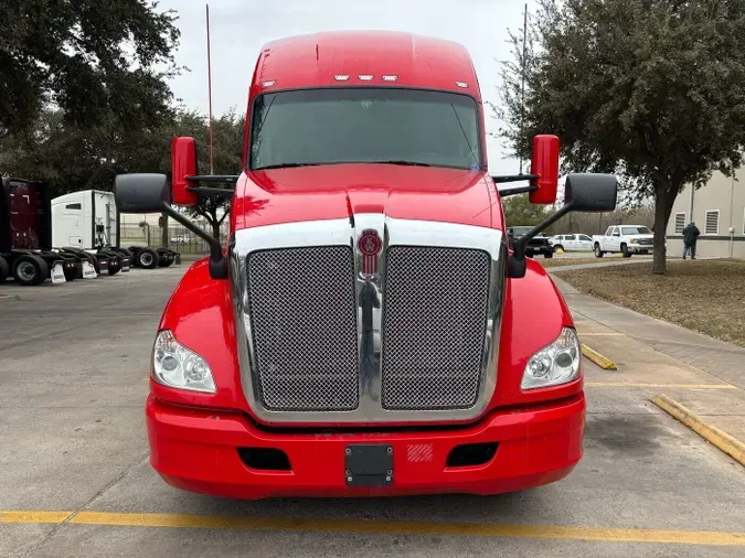 2020 Kenworth T680