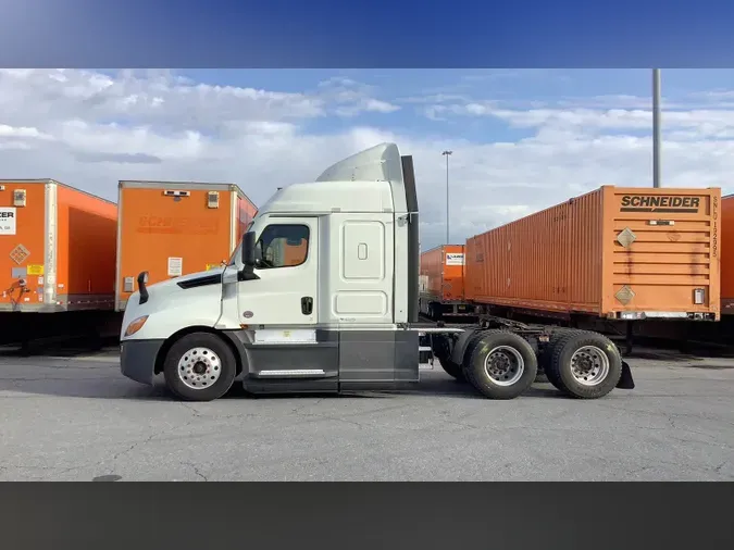 2021 Freightliner Cascadia 1263a03e745bf187b4cf777074270a371fc