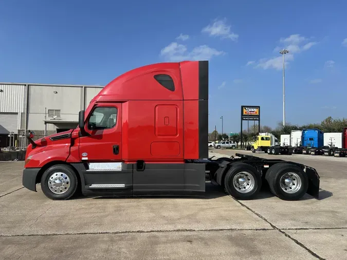 2021 Freightliner Cascadia