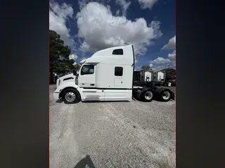2023 PETERBILT 579