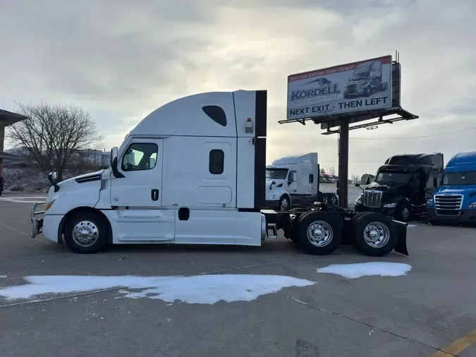 2022 FREIGHTLINER Cascadia 1263a0d6095b80066ef73312ee9ca8cfc4a