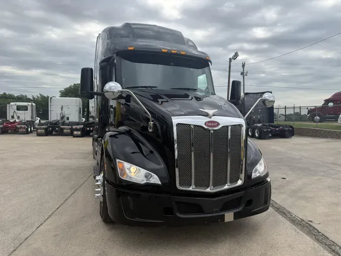 2022 Peterbilt 579