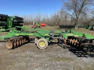 2013 John Deere 2720