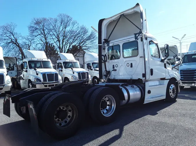 2020 FREIGHTLINER/MERCEDES NEW CASCADIA PX12664