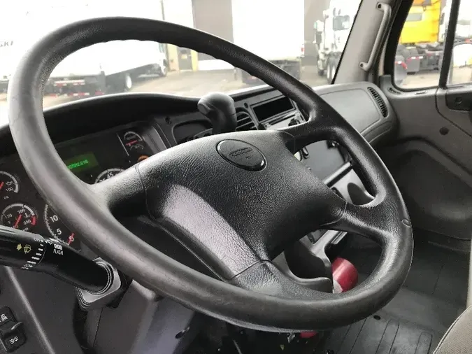 2019 Freightliner M2