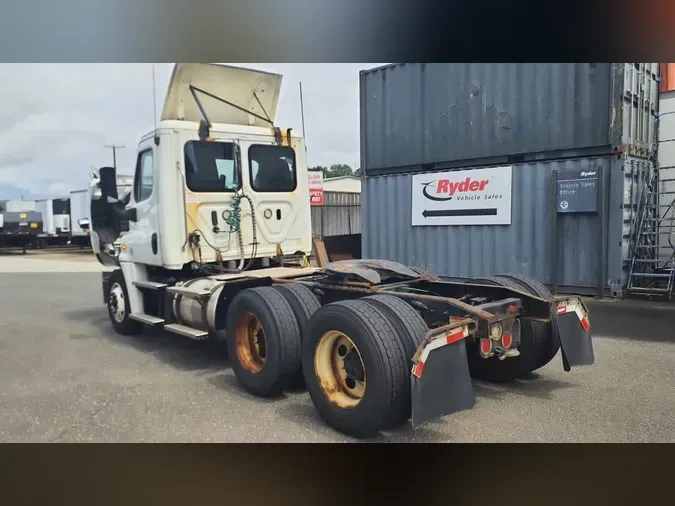2020 FREIGHTLINER/MERCEDES CASCADIA 1253a187a9b3ea1f93a6d05f0b12eb3624c
