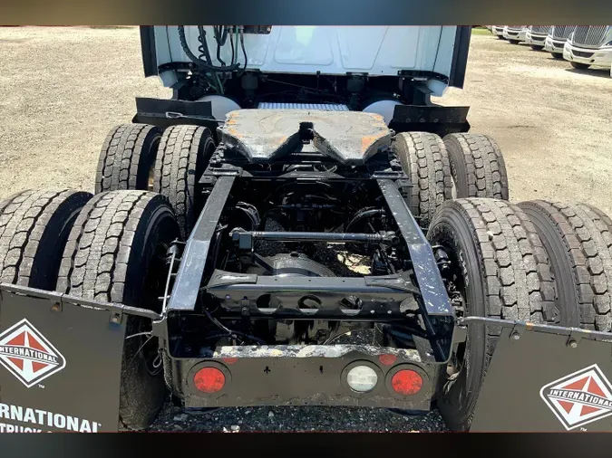 2022 INT LT625 6x4