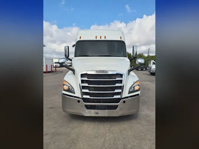 2020 FREIGHTLINER NEW CASCADIA PX12664