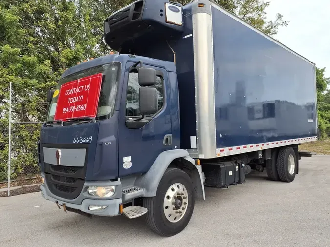 2017 KENWORTH TRUCKS T2703a1fdb0495e5b72b78c94409fa825b4d