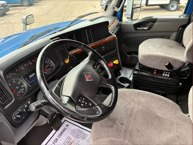 2022 International LT625