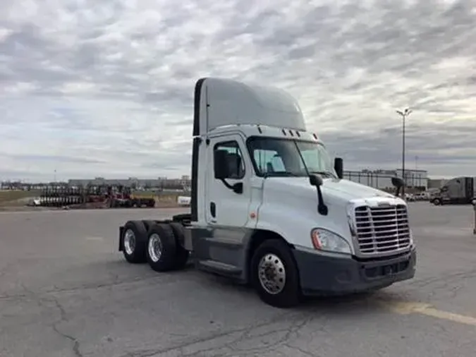 2018 Freightliner Cascadia3a214577706103c063d1923877f4908c