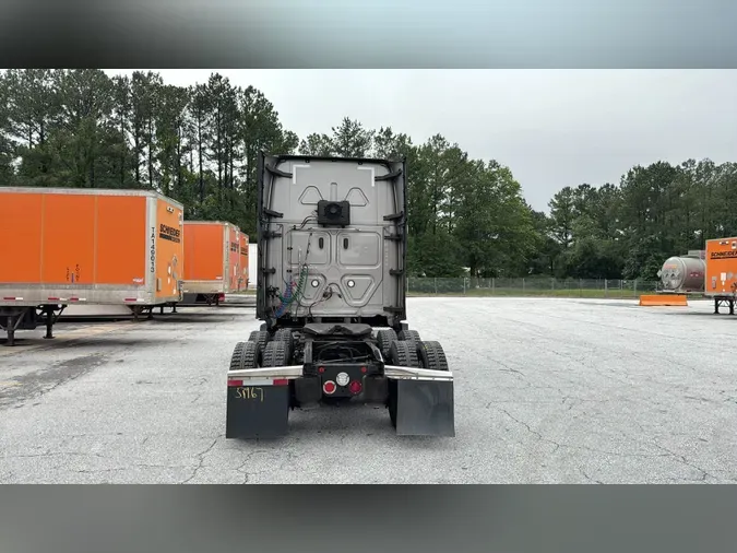 2021 Freightliner Cascadia