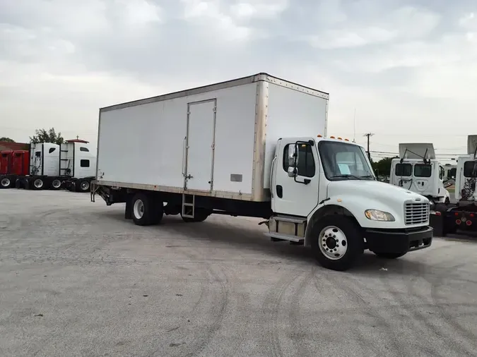 2019 FREIGHTLINER M2 106