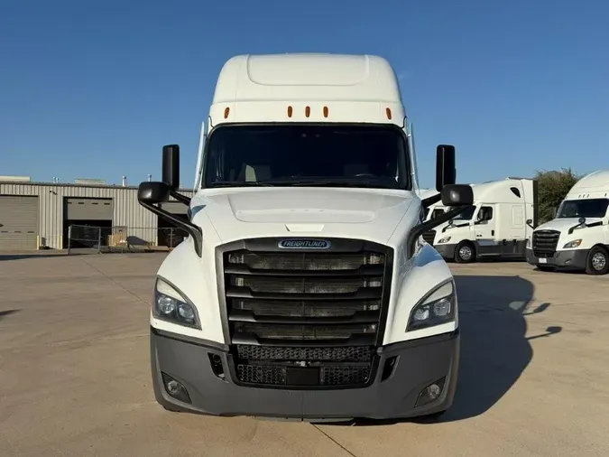 2022 Freightliner Cascadia3a2cb23d6a67014633999e7f2f5a6171