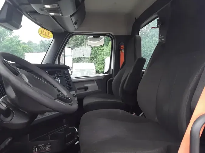 2021 FREIGHTLINER/MERCEDES NEW CASCADIA PX126643a2daac0af96415b2a3ffd83bcd2b96d