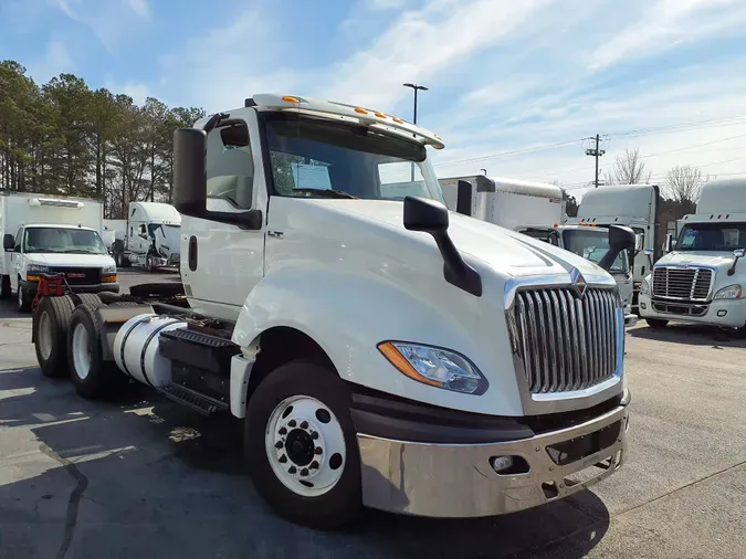 2018 NAVISTAR INTERNATIONAL LT625 DAYCAB T/A3a2db9180b1d1d729706bc76b47b649e