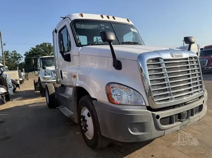 2016 FREIGHTLINER CASCADIA 1253a2f2b6471dc19dd43daed8c077b1e7c
