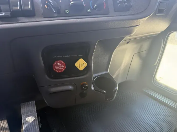 2022 Peterbilt 3893a2fca406bc63e1628a99dadc7327be8
