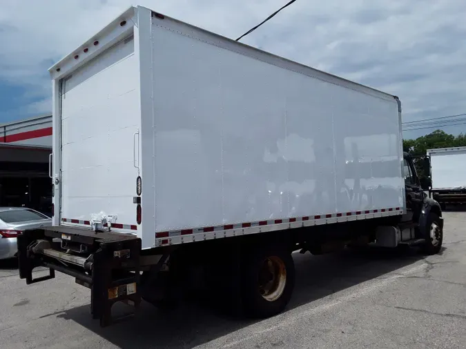 2016 FREIGHTLINER/MERCEDES M2 106