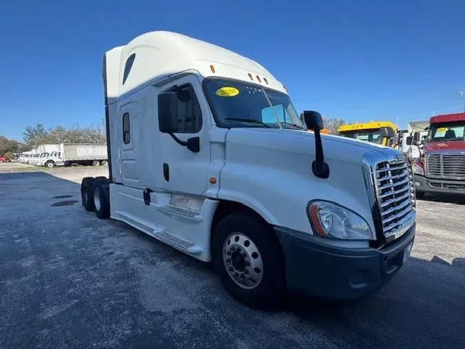 2020 FREIGHTLINER/MERCEDES CASCADIA 125