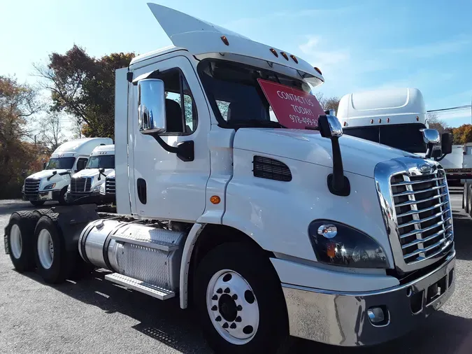 2018 FREIGHTLINER/MERCEDES CASCADIA 113