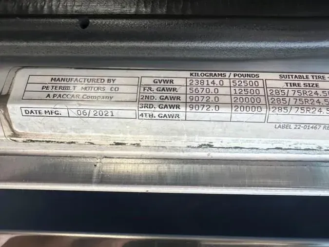 2022 Peterbilt 389