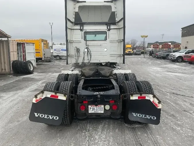 2018 Volvo VNL64300
